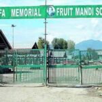 Kashmir’s apple mandis to shut tomorrow in protest over highway mess