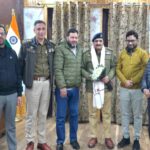 District Admin Kupwara bids farewell to outdoing ASP Kupwara