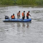 3 men slip into Jhelum in Hajin, 2 feared drowned, 1 rescued