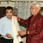Nitin Gadkari Arrives in Srinagar:LG Manoj Sinha Extended Warm Welcome